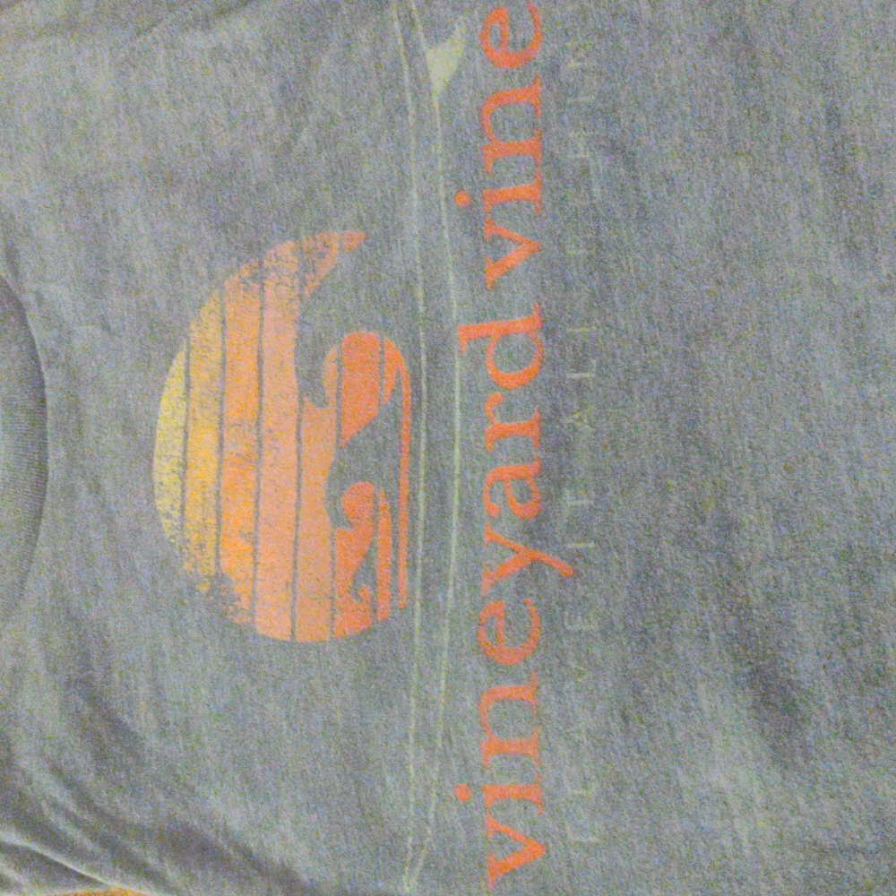 Vineyard Vines T Shirt